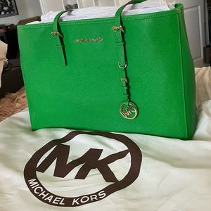 Michael Kors kelly green satchel
